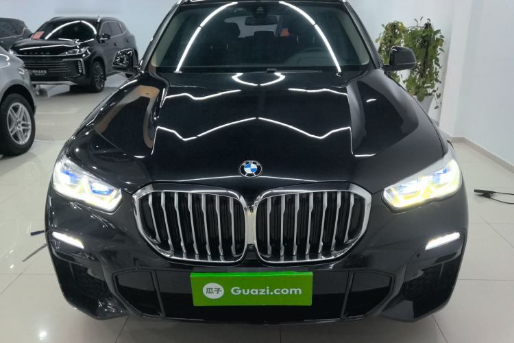 Used BMW X5 2021 xDrive40i M Sport Package Front
