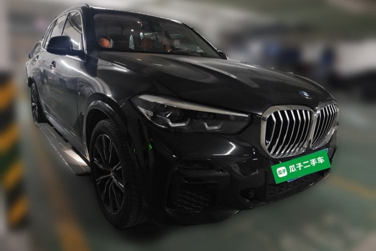 Used BMW X5 2021 Restyled xDrive30i M Sport Package Front Right 45 Deg