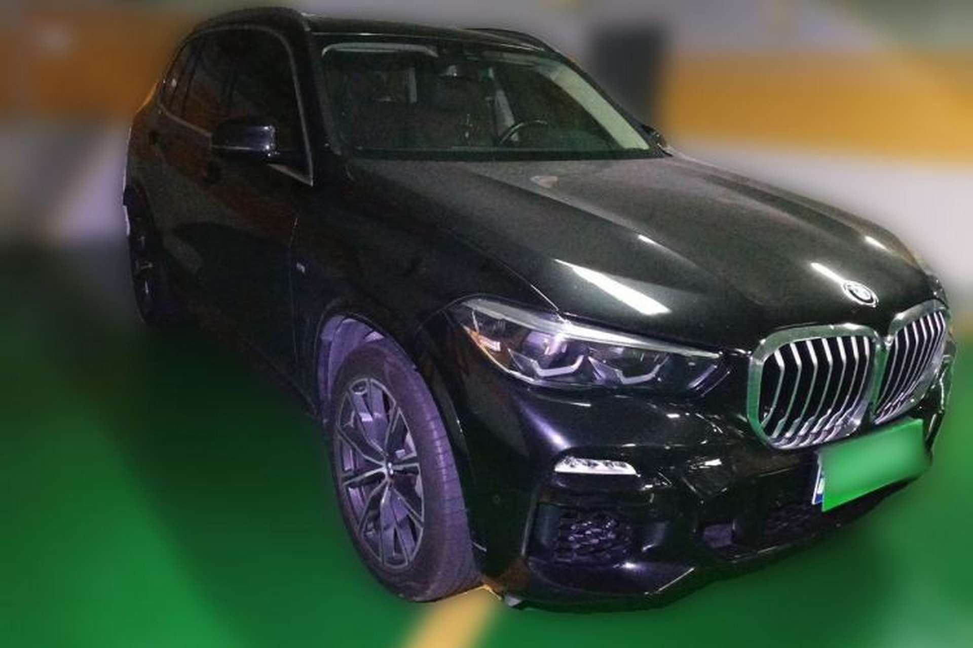 Used BMW X5 2021 xDrive30i M Sport Package Front Right 45 Deg