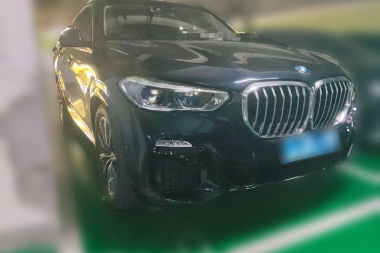 Used BMW X5 2021 Restyled xDrive40i M Sport Package Front Right 45 Deg