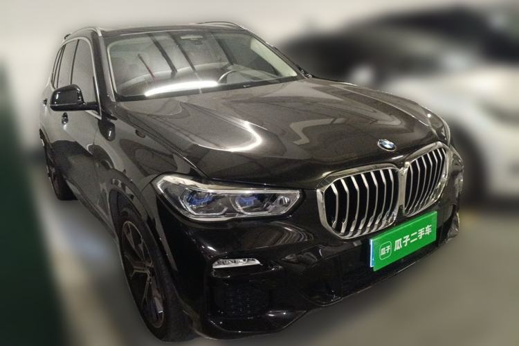 Used BMW X5 2021 Restyled xDrive40i Luxury Version M Sport Package Front Right 45 Deg