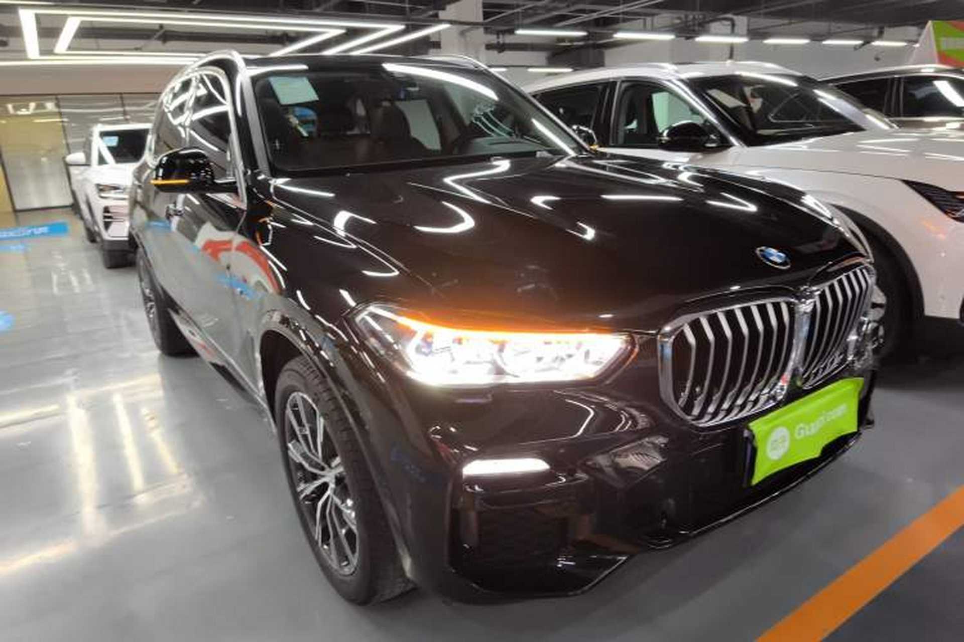 Used BMW X5 2021 Restyled xDrive40i M Sport Package Front Right 45 Deg