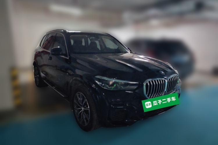 Used BMW X5 2021 Restyled xDrive30i M Sport Package Front Right 45 Deg