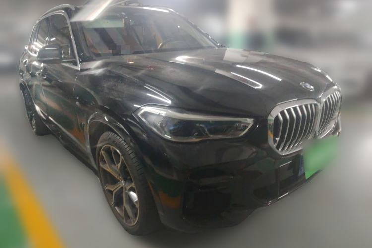 Used BMW X5 2021 Restyled xDrive40i Luxury Version M Sport Package Front Right 45 Deg