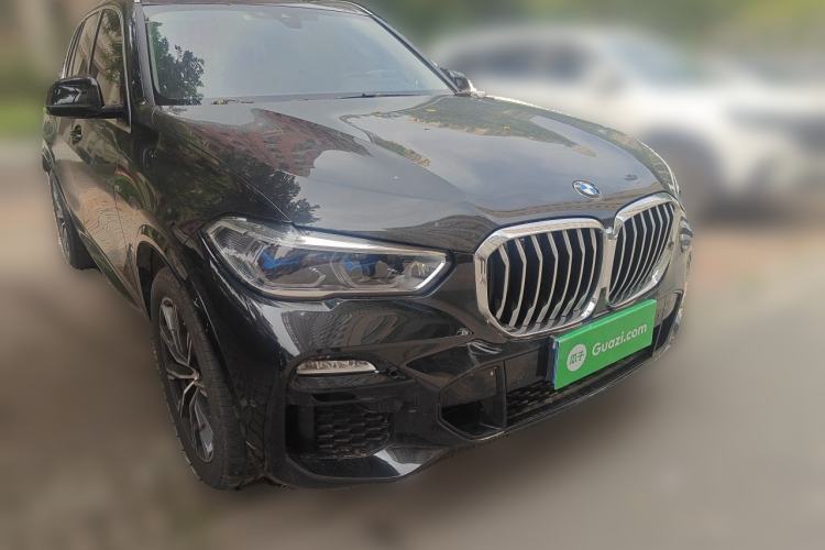 Used BMW X5 2021 Restyled xDrive40i M Sport Package Front Right 45 Deg