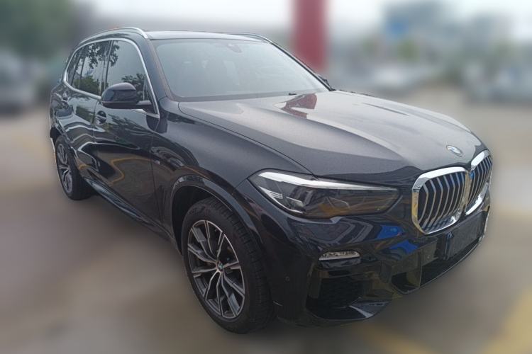 Used BMW X5 2021 Restyled xDrive30i M Sport Package Front Right 45 Deg