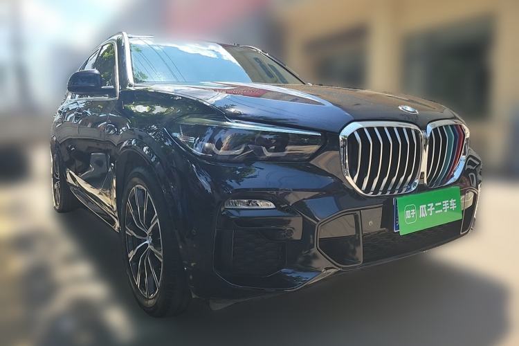 Used BMW X5 2021 xDrive30i M Sport Package Front Right 45 Deg