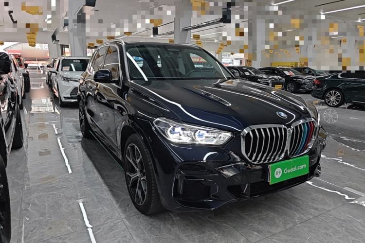 Used BMW X5 2021 Restyled xDrive40i Luxury Version M Sport Package Front Right 45 Deg