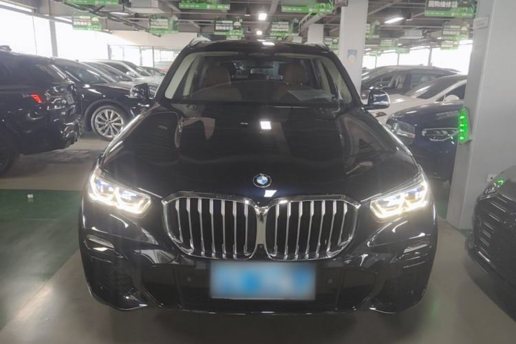 Used BMW X5 2021 xDrive40i Luxury Model with M Sport Package Front
