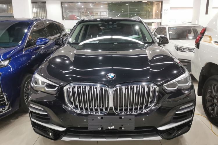 Used BMW X5 2021 xDrive30i X Design Package Front