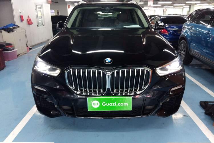 Used BMW X5 2021 xDrive30i M Sport Package Front