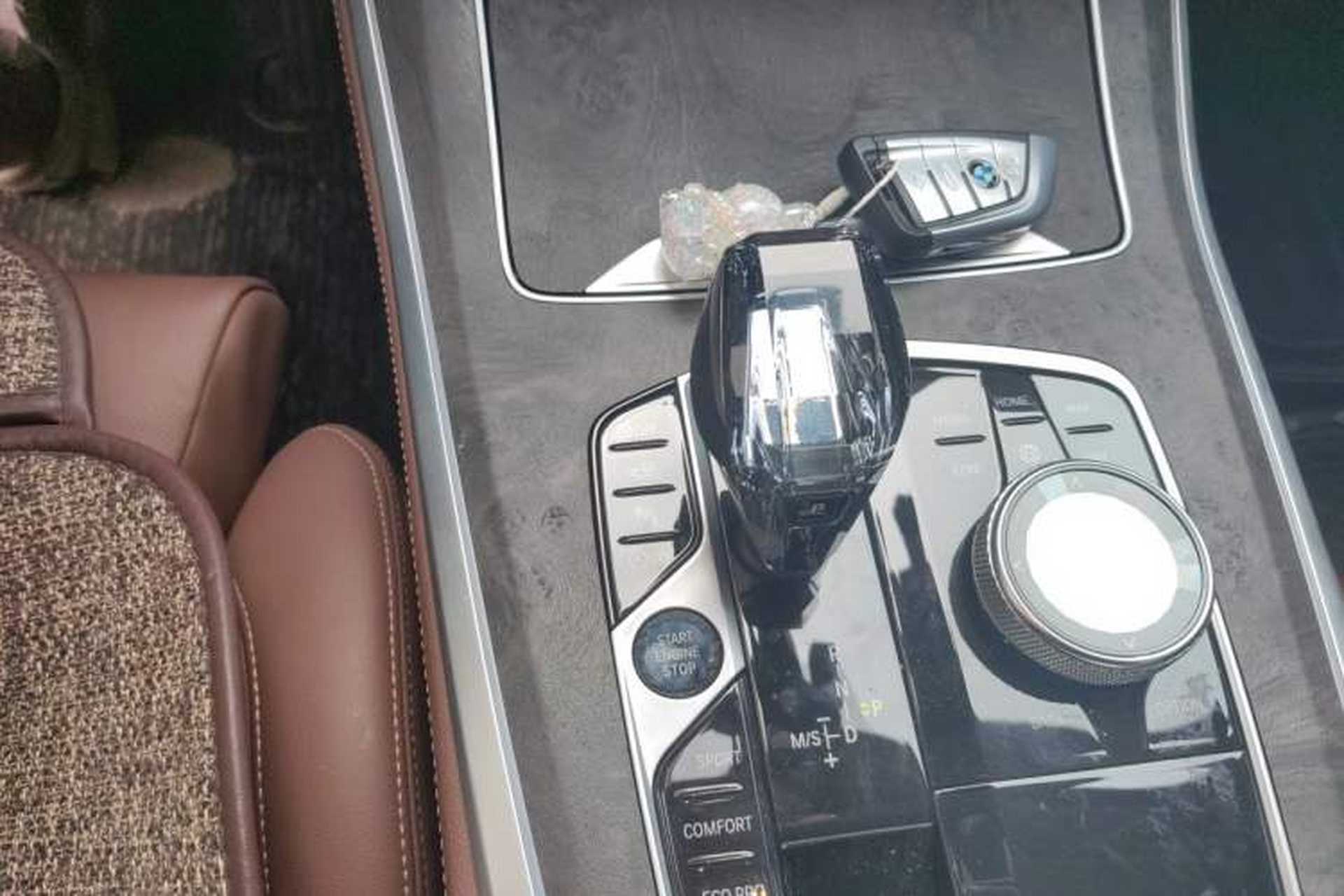 Used BMW X5 2021 Restyled xDrive40i M Sport Package Gear Lever