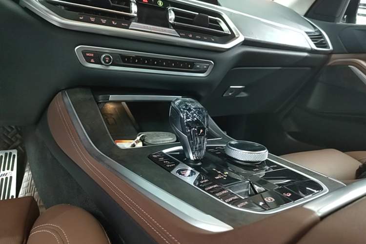 Used BMW X5 2021 xDrive30i M Sport Package Gear Lever