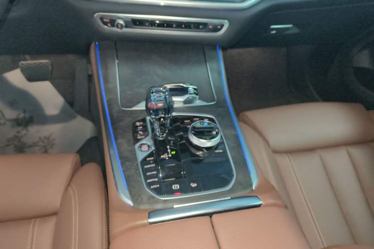 Used BMW X5 2021 xDrive40i M Sport Package Gear Lever