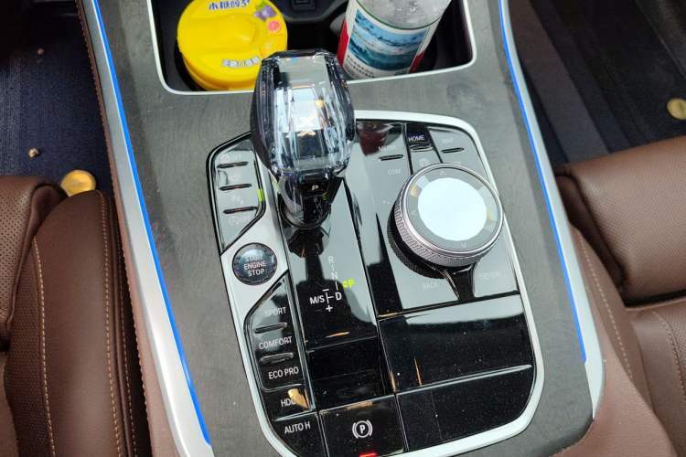 Used BMW X5 2021 Restyled xDrive40i Luxury Version M Sport Package Gear Lever