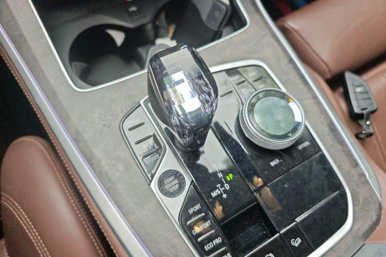 Used BMW X5 2021 Restyled xDrive30i M Sport Package Gear Lever