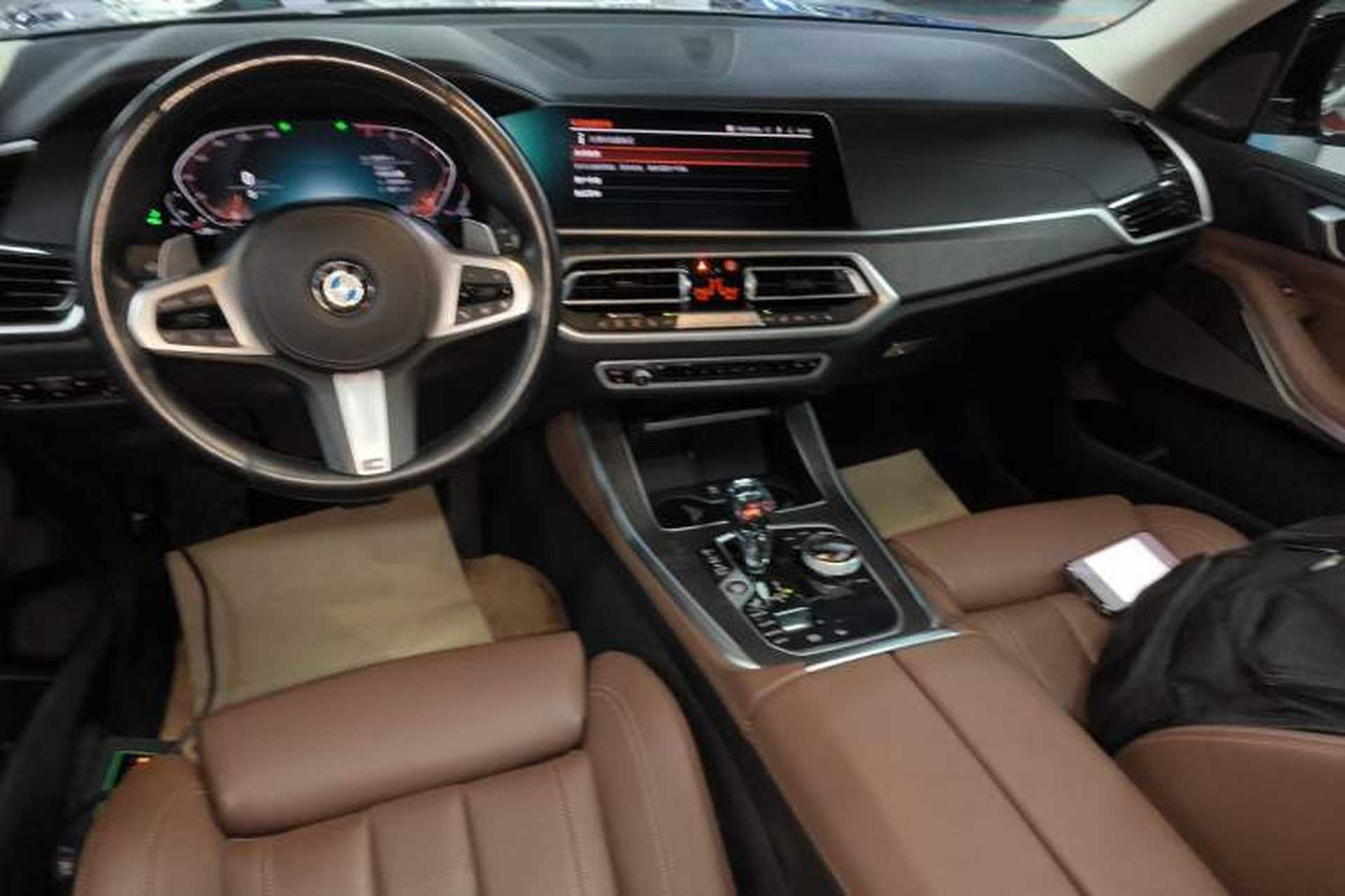 Used BMW X5 2021 Restyled xDrive40i M Sport Package Gear Lever