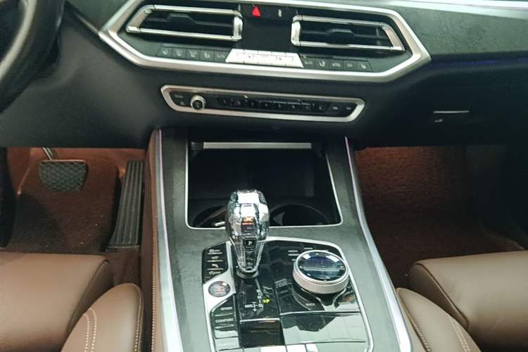 Used BMW X5 2021 Restyled xDrive40i M Sport Package Gear Lever