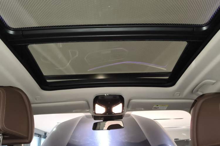 Used BMW X5 2021 xDrive40i Luxury Model with M Sport Package Headliner