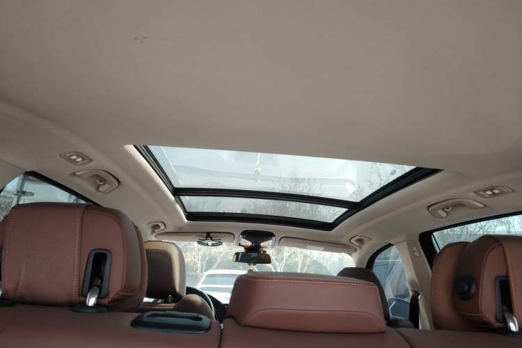 Used BMW X5 2021 xDrive40i M Sport Package Headliner