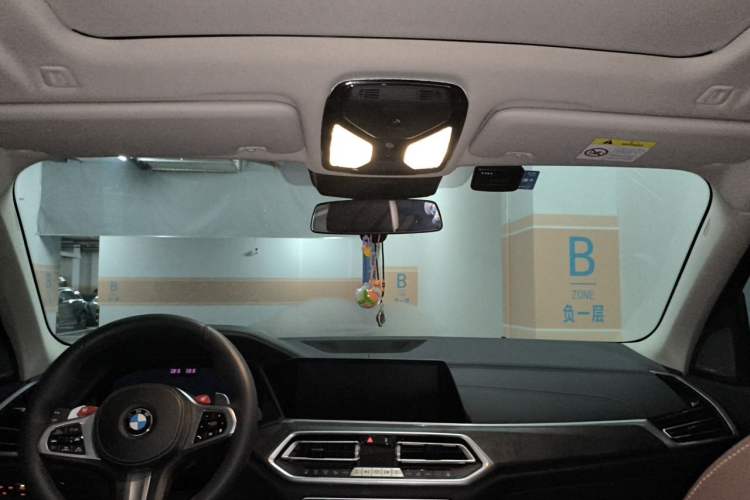 Used BMW X5 2021 xDrive40i Luxury Model with M Sport Package Headliner