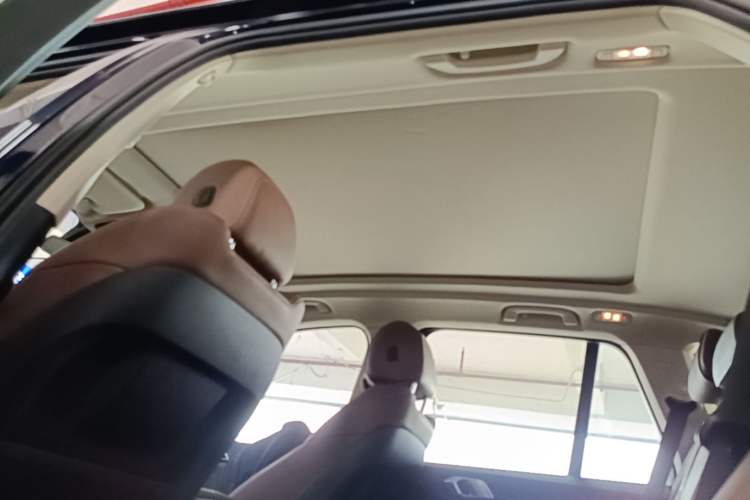 Used BMW X5 2021 xDrive40i M Sport Package Headliner