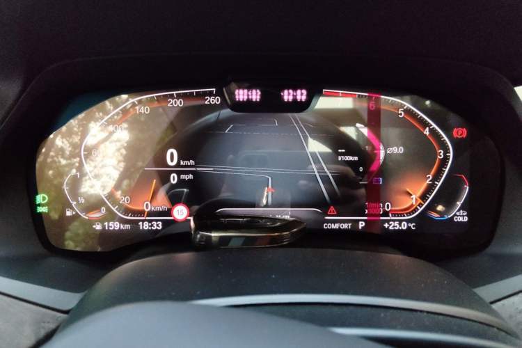 Used BMW X5 2021 xDrive40i Luxury Model with M Sport Package Instrument Cluster