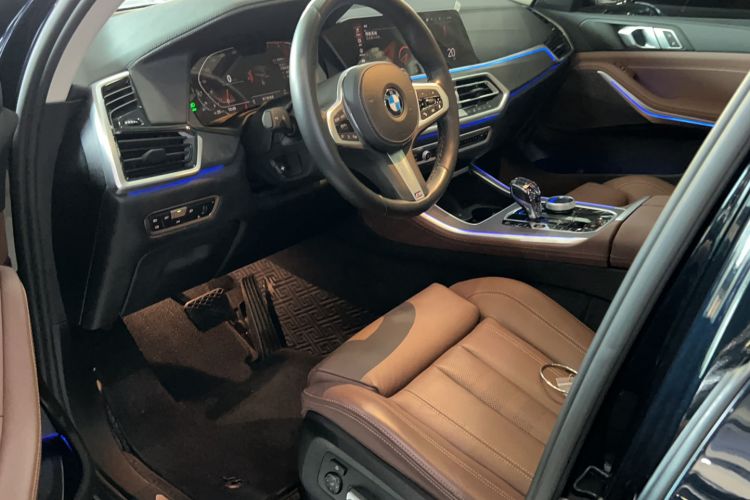 Used BMW X5 2021 xDrive30i M Sport Package Interior 1