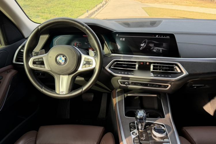 Used BMW X5 2021 xDrive30i M Sport Package Interior 2
