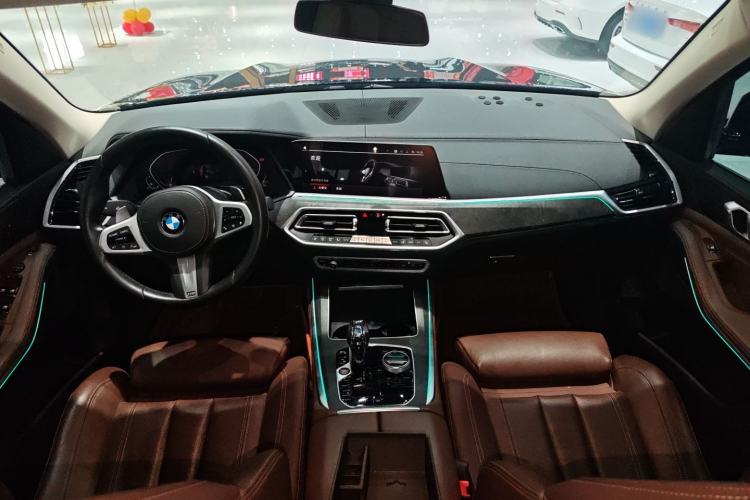 Used BMW X5 2021 xDrive30i M Sport Package Interior 3