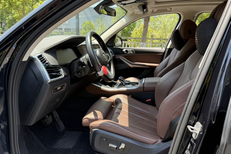 Used BMW X5 2021 Restyled xDrive40i M Sport Package Interior 3
