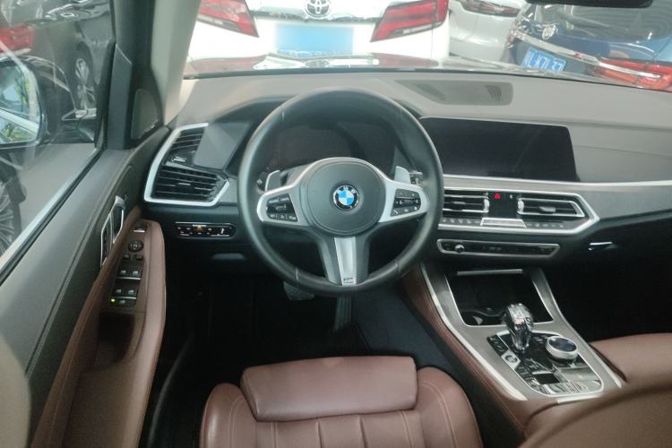 Used BMW X5 2021 xDrive40i M Sport Package Interior 3