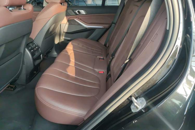 Used BMW X5 2021 Restyled xDrive40i M Sport Package Interior 4