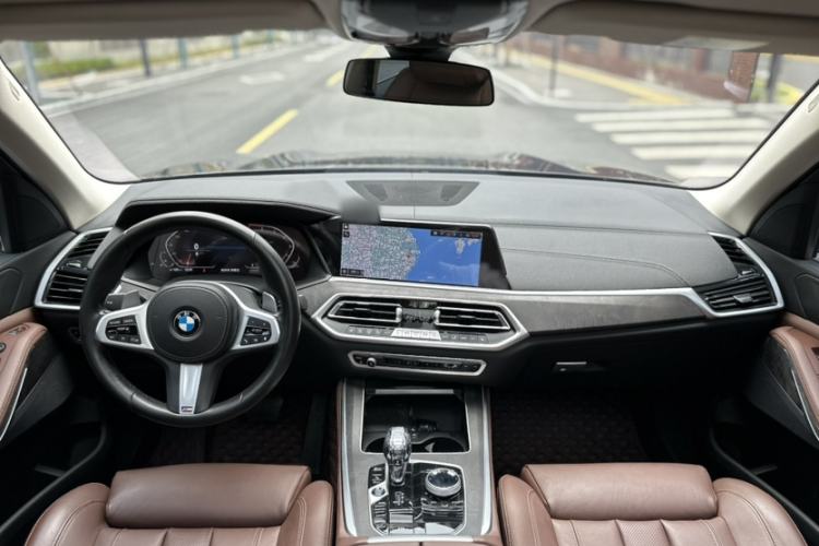 Used BMW X5 2021 Restyled xDrive30i M Sport Package Interior 9