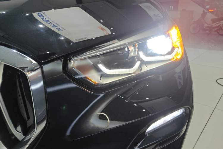 Used BMW X5 2021 xDrive30i M Sport Package Left Front Headlight