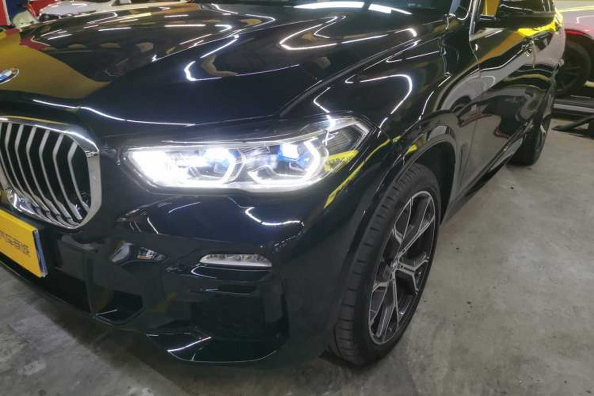 Used BMW X5 2021 xDrive40i Luxury Model with M Sport Package Left Front Headlight