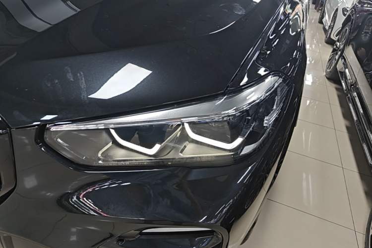 Used BMW X5 2021 xDrive30i M Sport Package Left Front Headlight