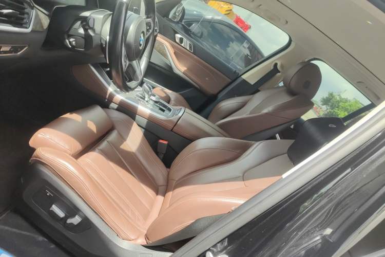 Used BMW X5 2021 Restyled xDrive30i M Sport Package Left Front Seat