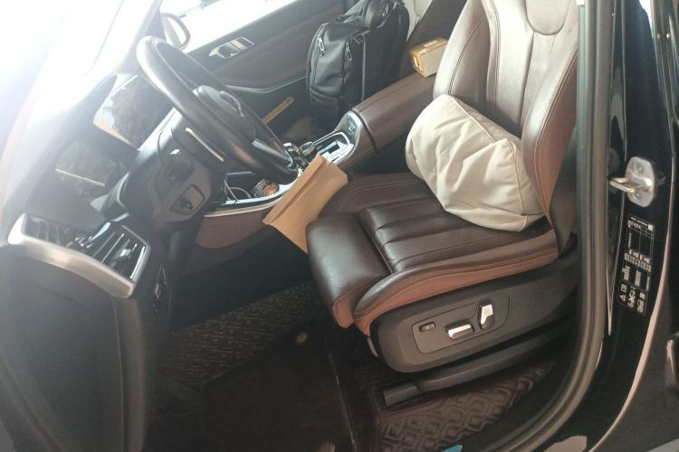 Used BMW X5 2021 xDrive30i M Sport Package Left Front Seat
