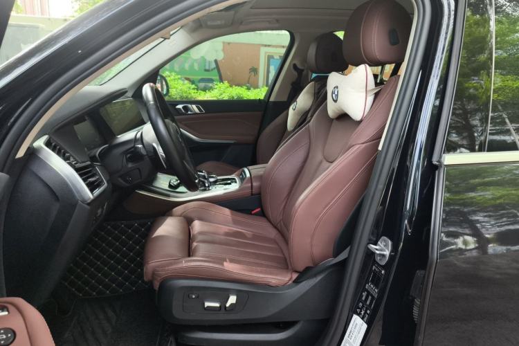 Used BMW X5 2021 xDrive30i M Sport Package Left Front Seat