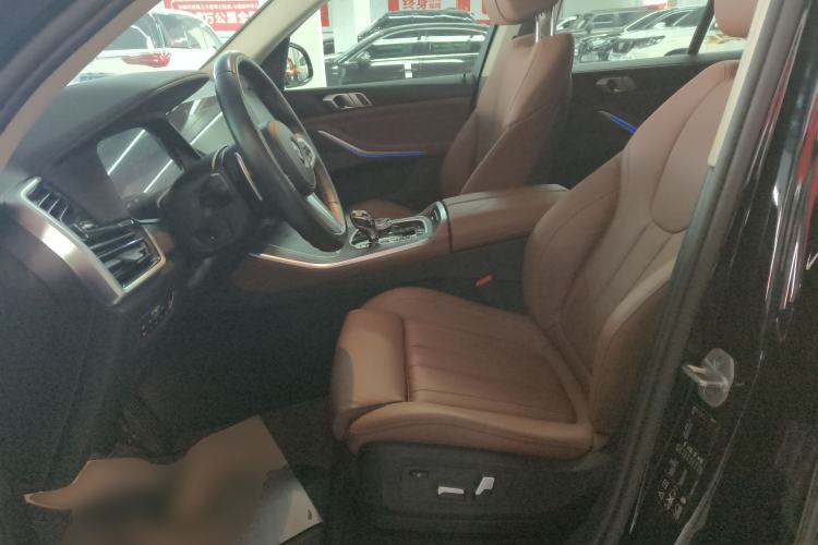 Used BMW X5 2021 xDrive40i M Sport Package Left Front Seat