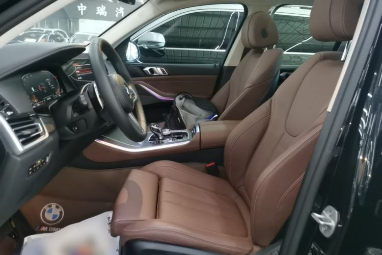 Used BMW X5 2021 xDrive40i M Sport Package Left Front Seat