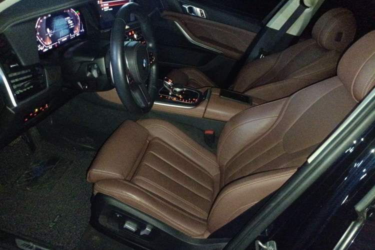 Used BMW X5 2021 Restyled xDrive30i M Sport Package Left Front Seat