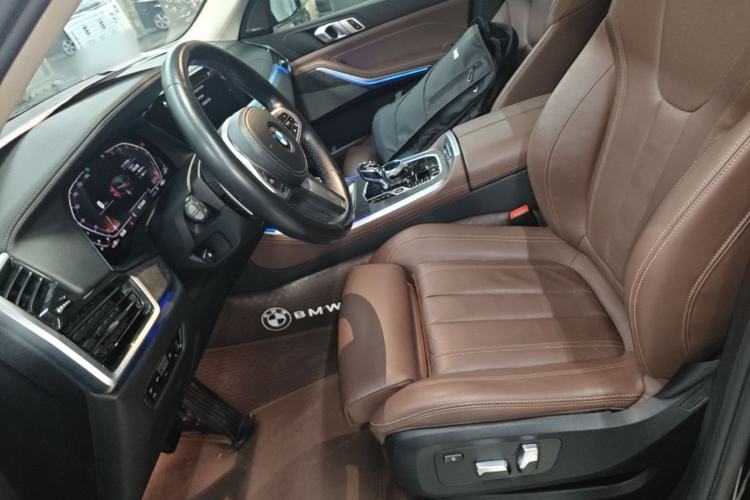 Used BMW X5 2021 Restyled xDrive40i M Sport Package Left Front Seat