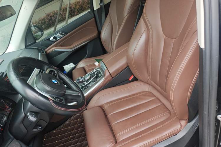 Used BMW X5 2021 xDrive30i M Sport Package Left Front Seat