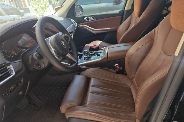 Used BMW X5 2021 xDrive30i M Sport Package Left Front Seat
