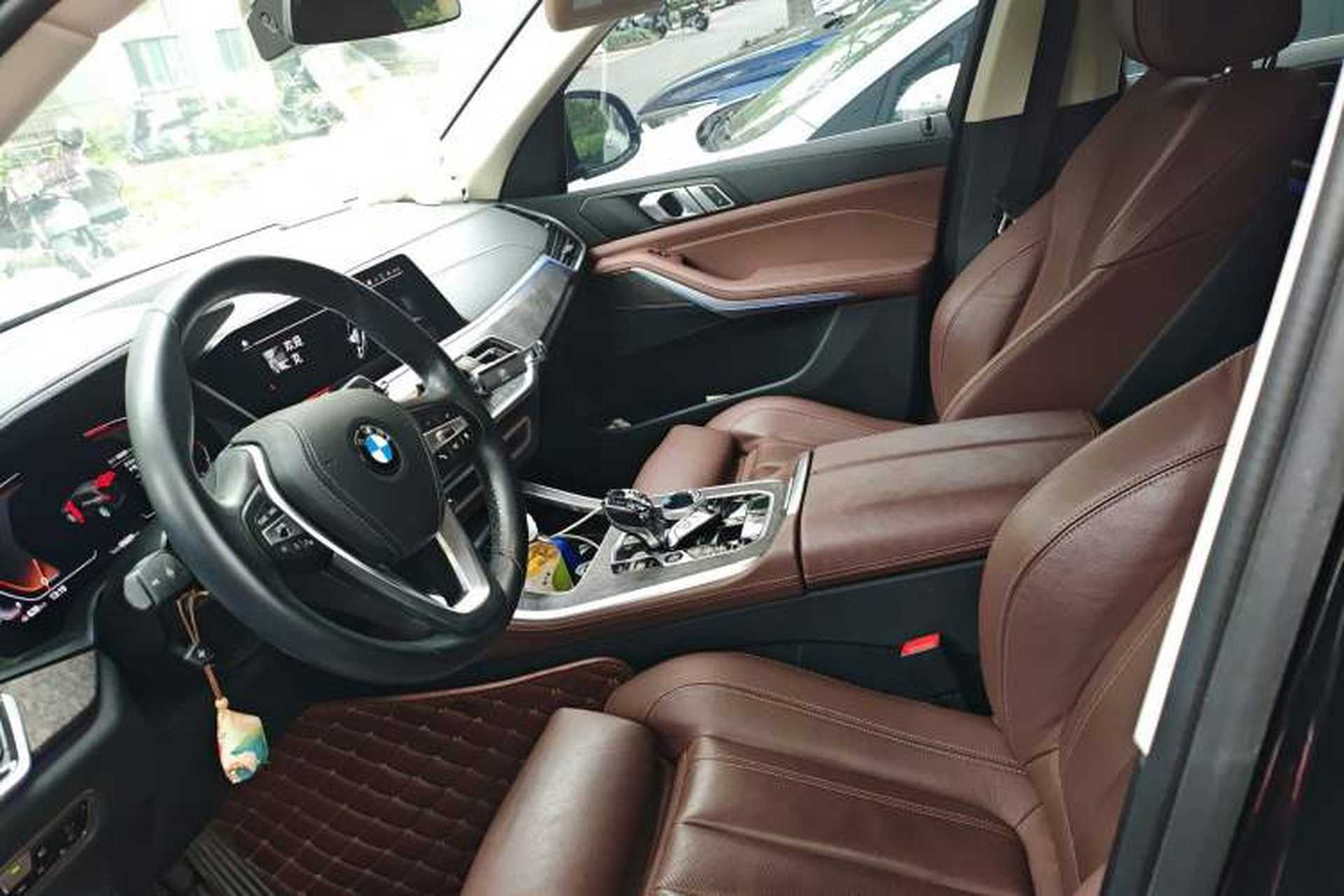 Used BMW X5 2021 xDrive30i X Design Package Left Front Seat