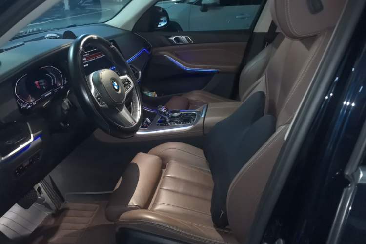 Used BMW X5 2021 xDrive30i M Sport Package Left Front Seat