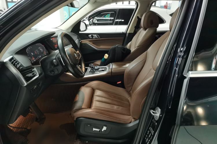 Used BMW X5 2021 xDrive30i M Sport Package Left Front Seat