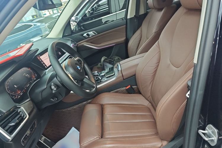 Used BMW X5 2021 xDrive40i M Sport Package Left Front Seat